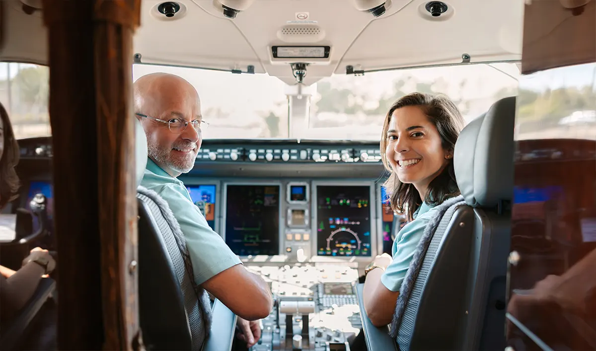 6-Pilots_In_Cockpit